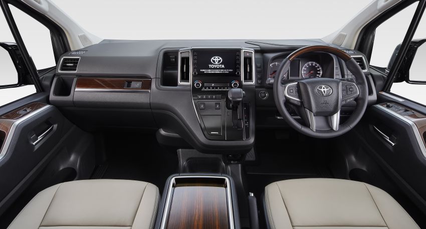 Toyota GranAce akan diperkenal di TMS 2019 – MPV lapan tempat duduk guna asas HiAce generasi baru 1027327