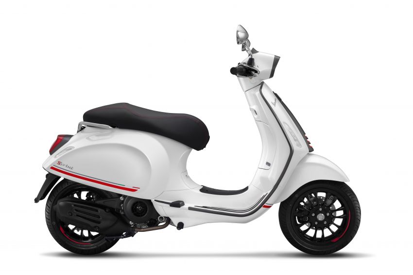 2019 Vespa Sprint Carbon now in Malaysia, RM19,000 1024416