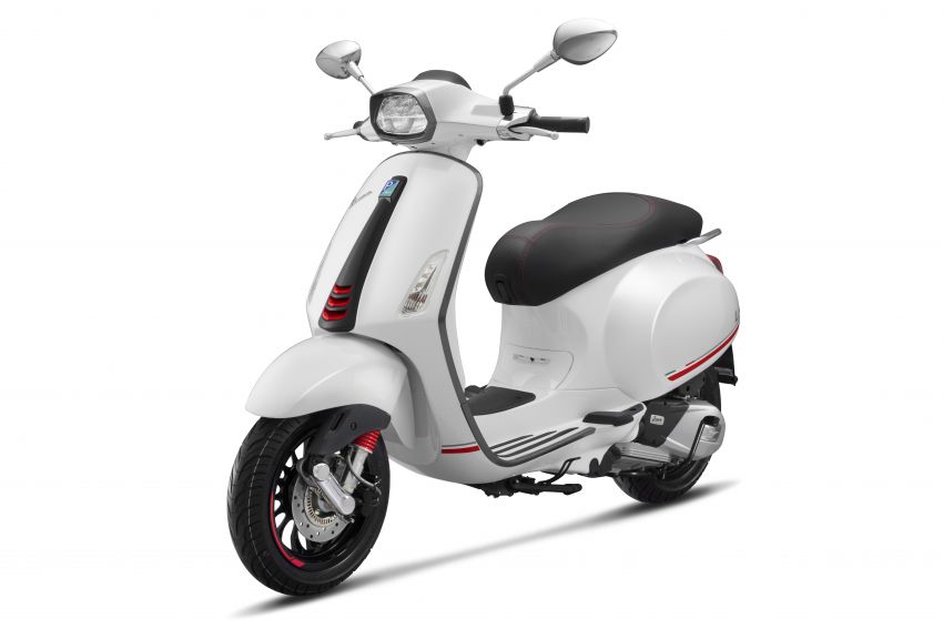 2019 Vespa Sprint Carbon now in Malaysia, RM19,000 1024421
