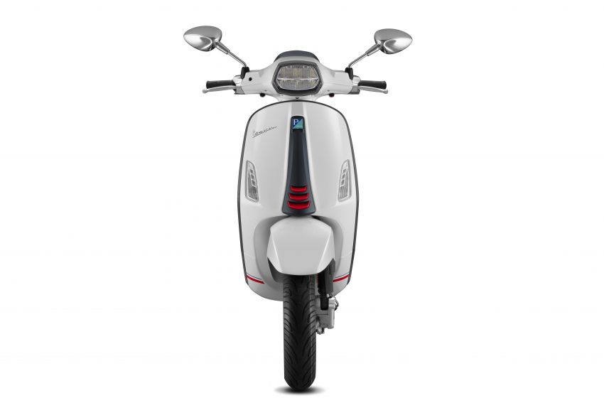 2019 Vespa Sprint Carbon now in Malaysia, RM19,000 1024419