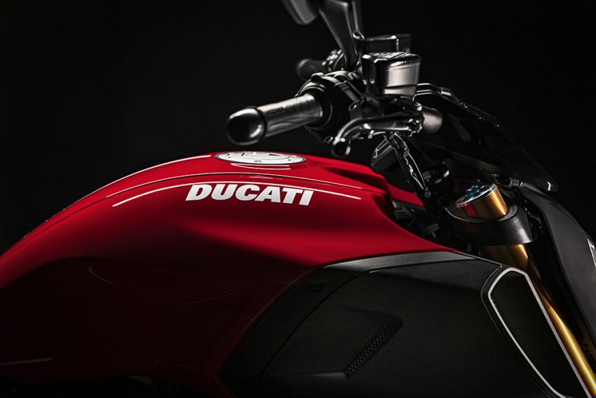 2020 Ducati Diavel 1260 S now in red – RM108k in Italy 1037551