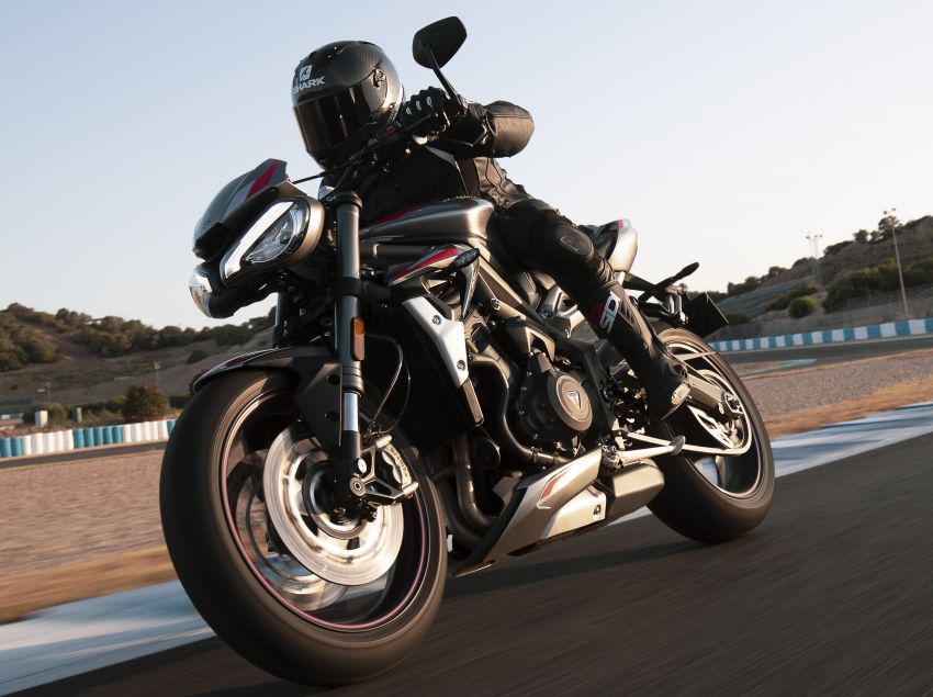 2020 Triumph Street Triple 765RS released – now with 9% more power and torque, new LED lights and DRLs 1026795