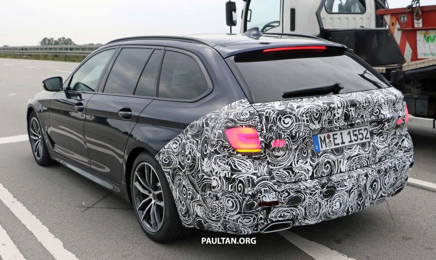 SPYSHOTS: BMW G31 5 Series Touring – interior seen 1030543