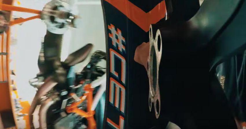 VIDEO: 2020 KTM Super Duke super naked teaser? 1030145