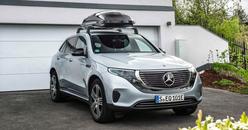 Mercedes-Benz EQC gains a new line of accessories 1023405