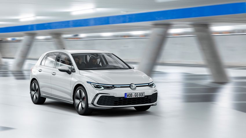 Volkswagen Golf Mk8 officially debuts – redesigned inside and out, new technologies, mild hybrid engines 1035497