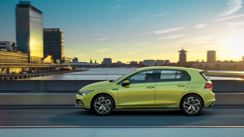 Volkswagen Golf Mk8 officially debuts – redesigned inside and out, new technologies, mild hybrid engines 1035468