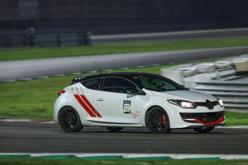 2019 Renault Megane RS 280 Cup EDC laps Sepang International Circuit in two minutes and 38 seconds 1032258