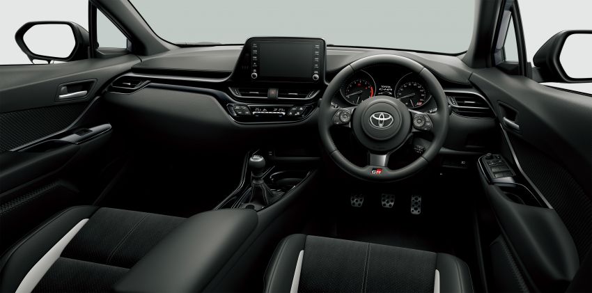 Toyota C-HR <em>facelift</em> 2020 hadir dengan versi GR Sport dan kotak gear manual, hanya untuk pasaran Jepun 1032602