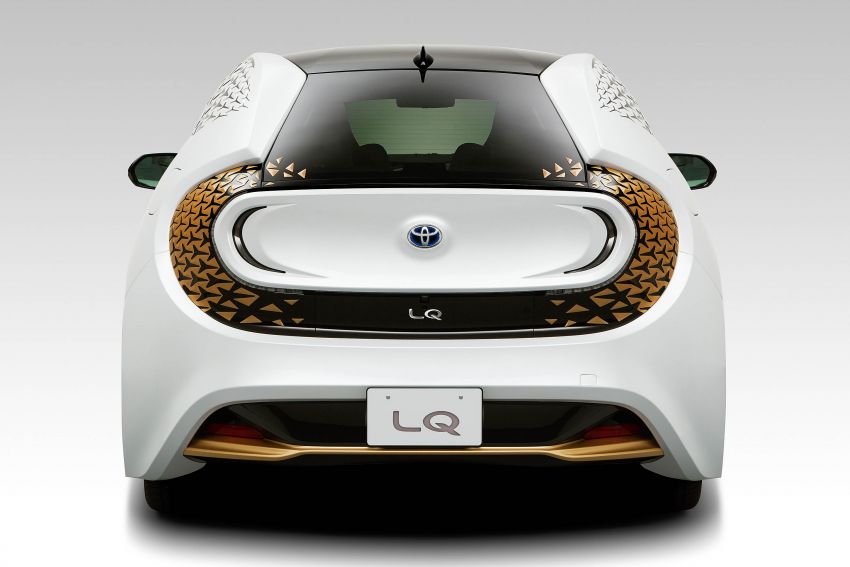 Toyota LQ Concept shown – uses AI to bond with you 1029822