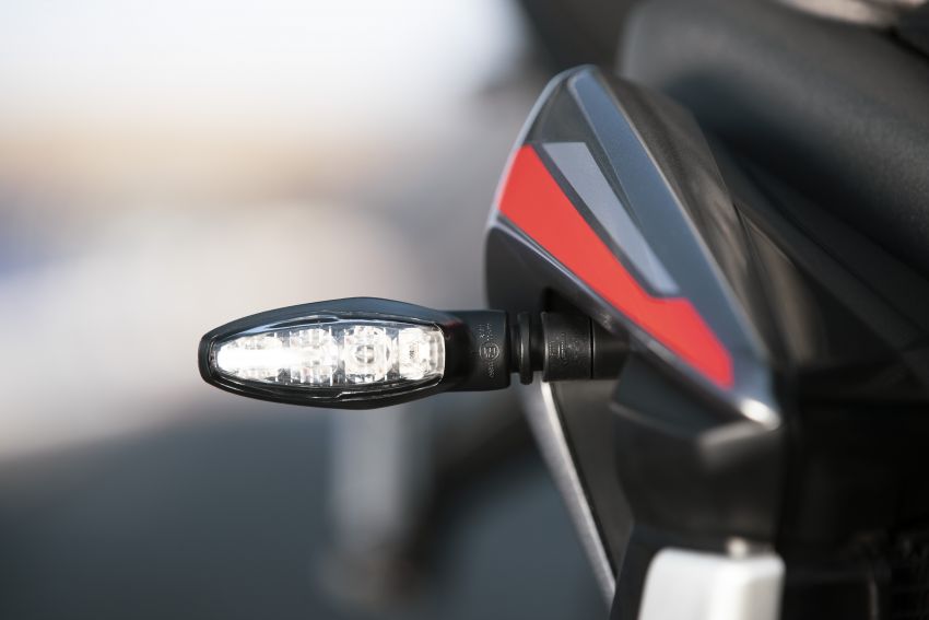 Triumph Street Triple 765RS 2020 diperkenal – lampu hadapan baru, lebih kuasa pada rpm pertengahan 1026959