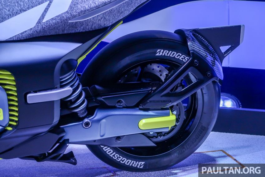 Tokyo 2019: Yamaha Genesis E01, E02 skuter elektrik futuristik yang seperti sudah sedia untuk pasaran Image #1035367