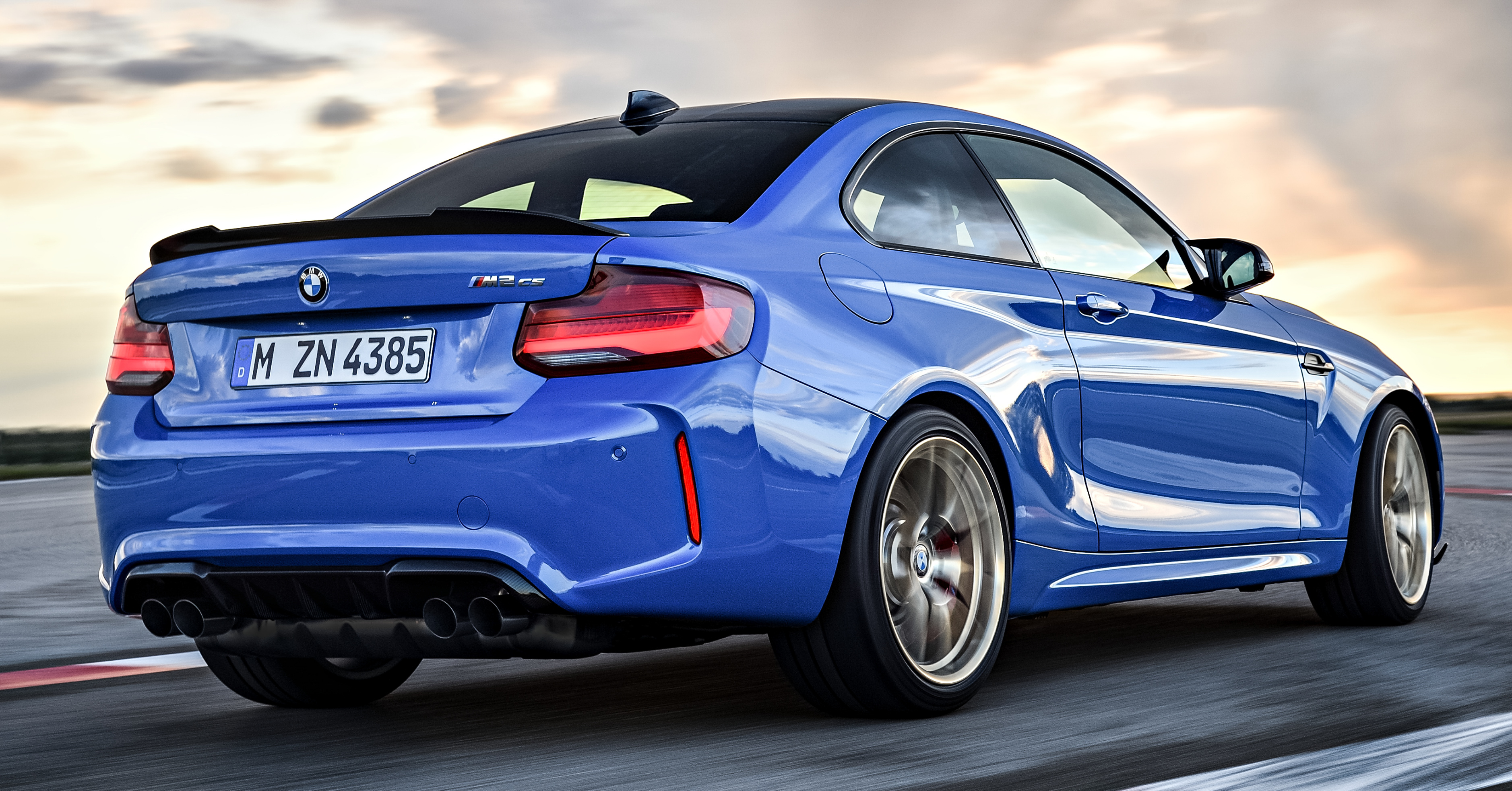 Новая bmw m. BMW m2 2020. BMW m2 Coupe. BMW m2 Coupe 2021. BMW m2 Coupe 2020.