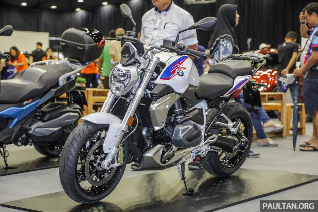 GALLERY: BMW S1000RR and R1250R at PACE 2019