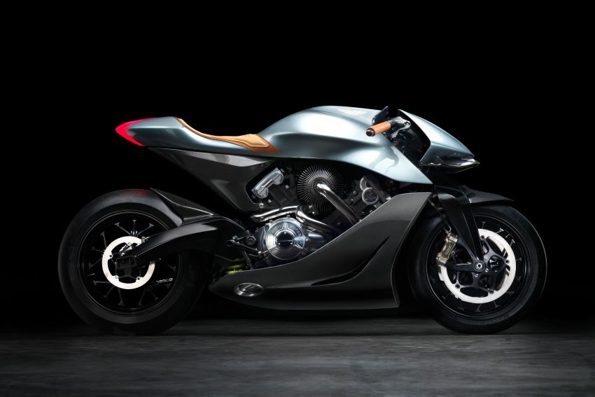 Aston Martin and Brough Superior partner on AMB 001 1040981