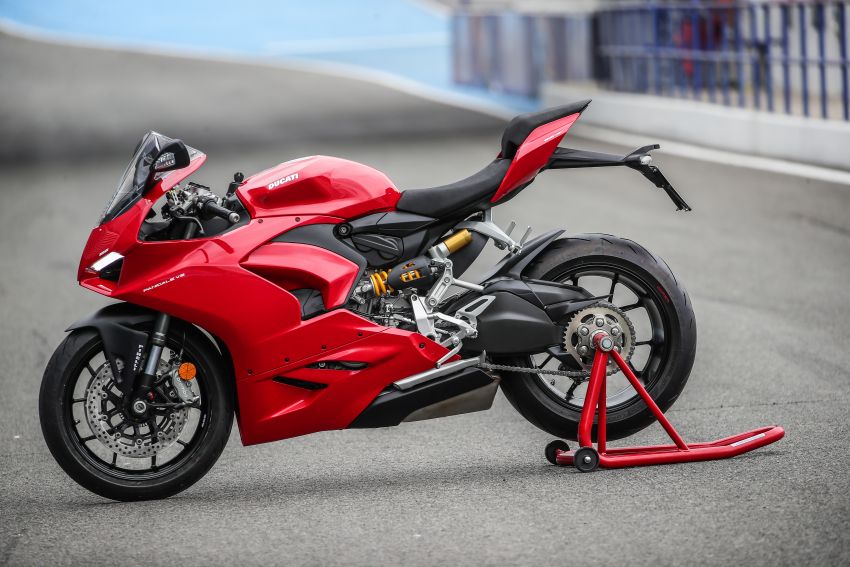 FIRST RIDE: 2020 Ducati Panigale V2 – fast and easy 1047480