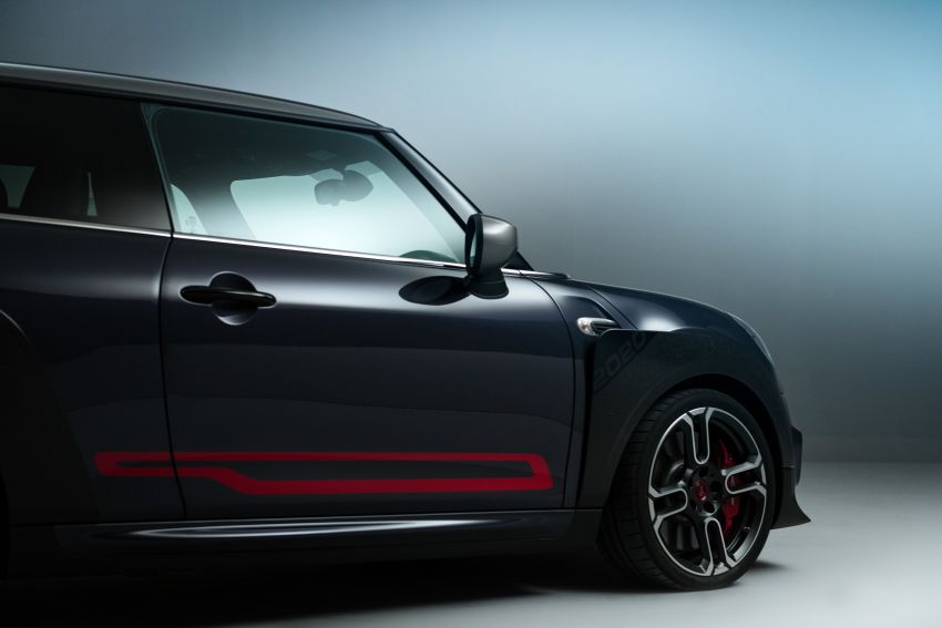 2020 MINI John Cooper Works GP: 306 hp, 450 Nm, 0-100 km/h in 5.2s, 265 km/h Vmax – 3,000 units only! 1047665