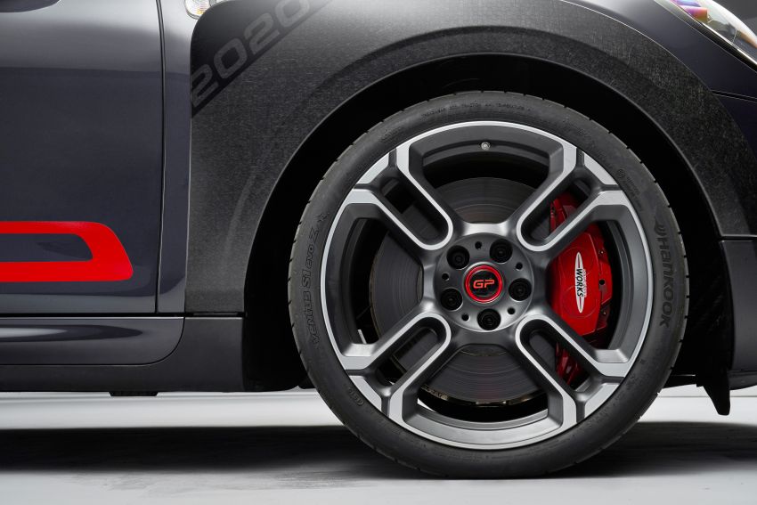 2020 MINI John Cooper Works GP: 306 hp, 450 Nm, 0-100 km/h in 5.2s, 265 km/h Vmax – 3,000 units only! 1047699