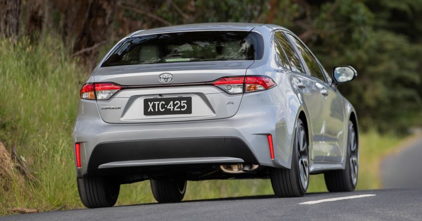 Toyota Corolla sedan tiba di Australia – 1.8L Hybrid dan 2.0L NA pilihan manual & auto, bermula RM66k 1052916