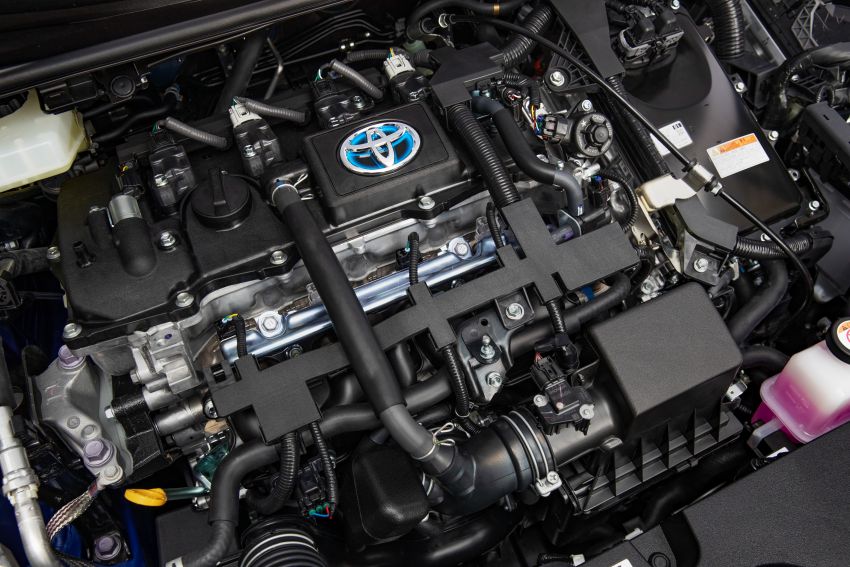 Toyota Corolla sedan tiba di Australia – 1.8L Hybrid dan 2.0L NA pilihan manual & auto, bermula RM66k 1052918
