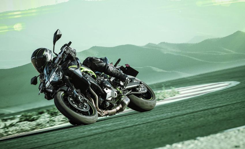 EICMA 2019: 2020 Kawasaki Z900 now with KTRC traction control, ride mode and full-colour TFT-LCD 1041587