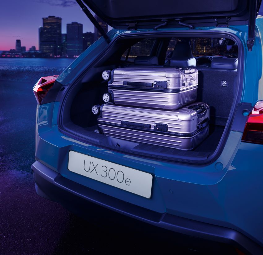 Lexus UX 300e pure EV – 400 km range, 204 PS/300 Nm, ‘paddle-shift’ braking regen, Active Sound Control 1049792