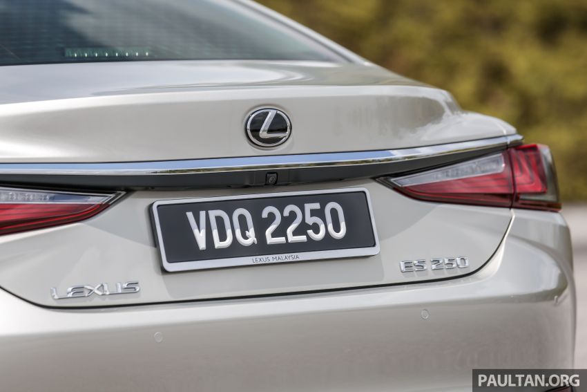 REVIEW: 2019 Lexus ES 250 in Malaysia, from RM296k 1038382
