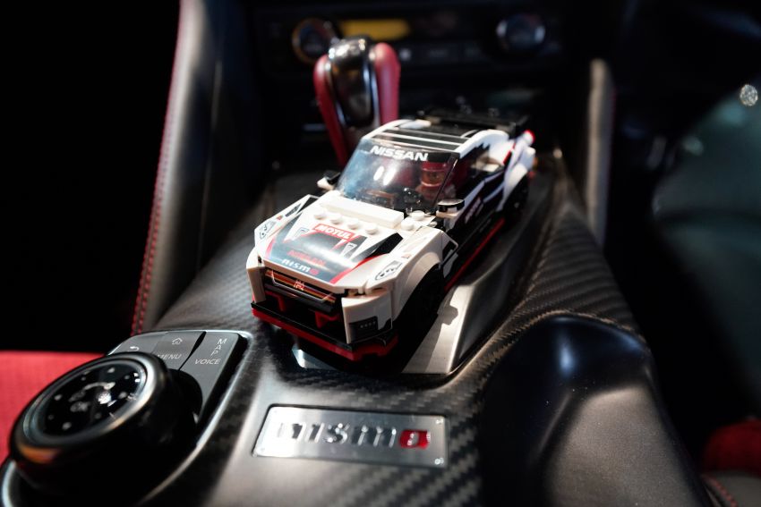 Nissan GT-R Nismo joins Lego Speed Champions range – 298 parts; available globally from January 2020 Image #1051208