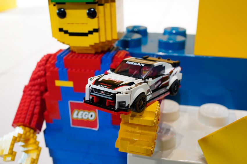 Nissan GT-R Nismo joins Lego Speed Champions range – 298 parts; available globally from January 2020 1051211