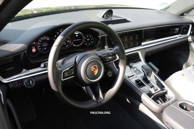SPYSHOTS: Porsche Panamera facelift – interior seen