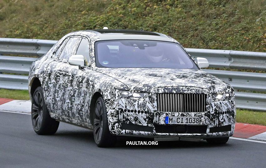 SPIED: Next Rolls-Royce Ghost goes track testing 1039953