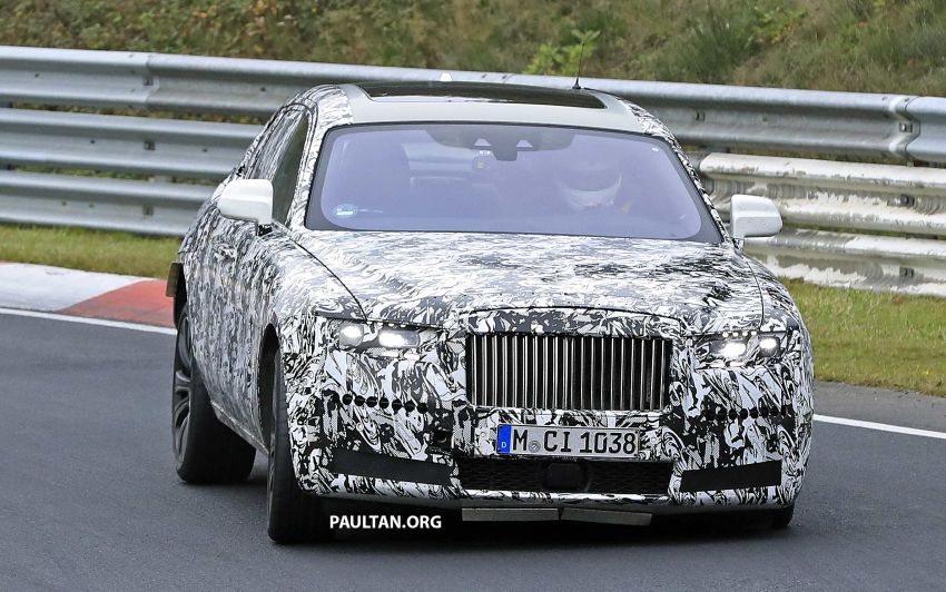 SPIED: Next Rolls-Royce Ghost goes track testing 1039955