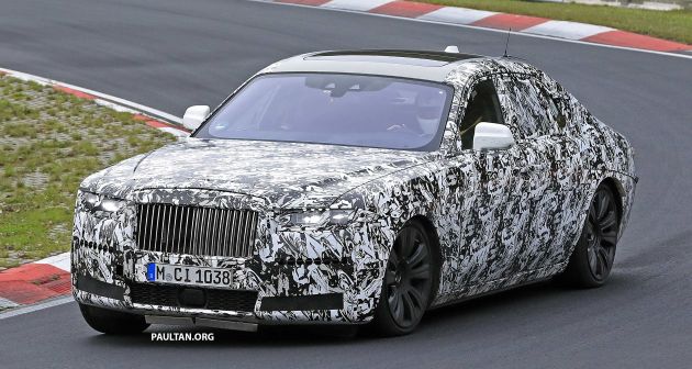 SPIED: Next Rolls-Royce Ghost goes track testing