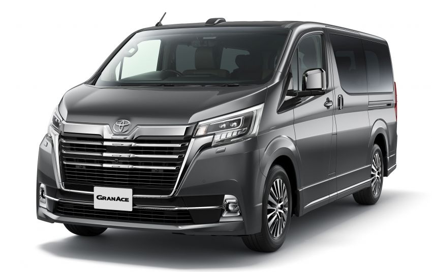 Toyota GranAce – two variants to go on sale in Japan 1050756