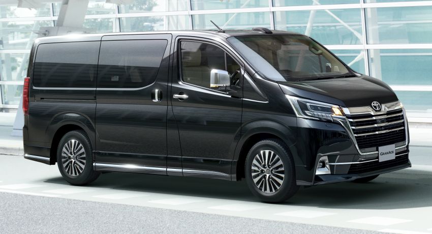 Toyota GranAce – two variants to go on sale in Japan 1050757