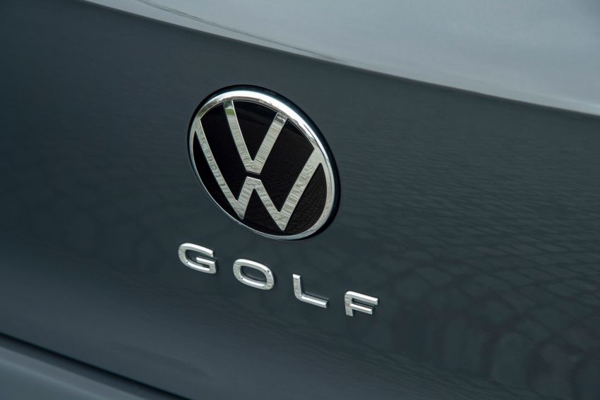 MEGA GALLERY: Volkswagen Golf Mk8 gets detailed 1052655
