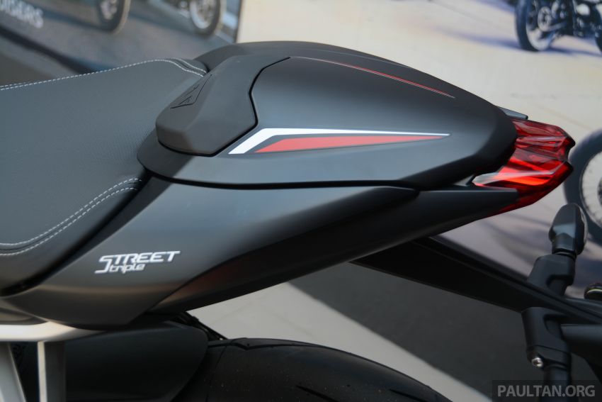 REVIEW: 2020 Triumph Street Triple 765RS naked sports – more of the same, but better, at RM67,900 1054599