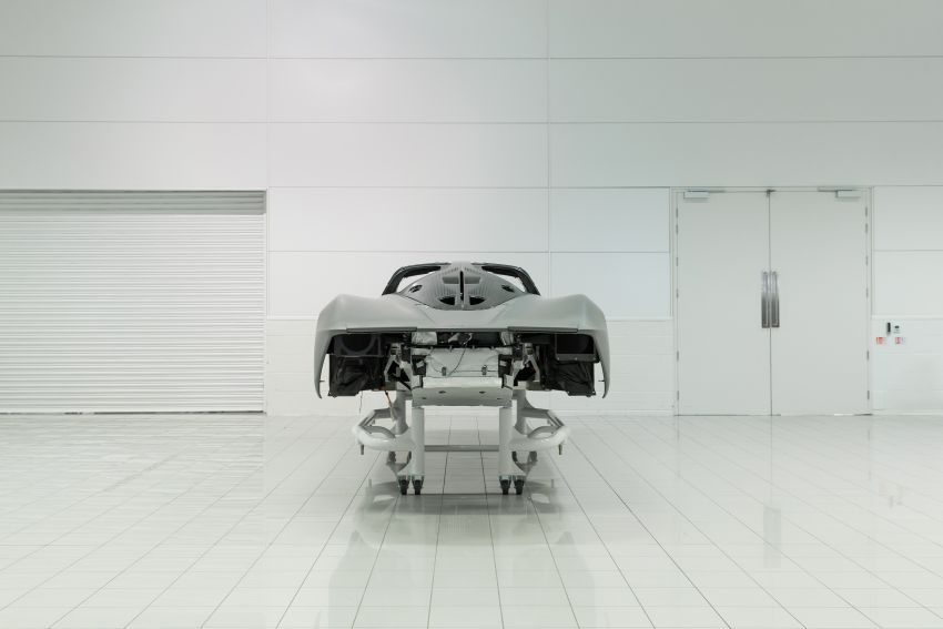 McLaren Speedtail model paling laju dan maju – kuasa 1,050 PS, 1,150 Nm tork, laju maksimum 403 km/j 1063080
