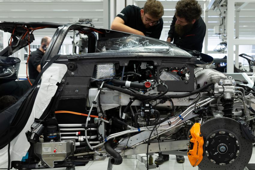 McLaren Speedtail model paling laju dan maju – kuasa 1,050 PS, 1,150 Nm tork, laju maksimum 403 km/j 1063082