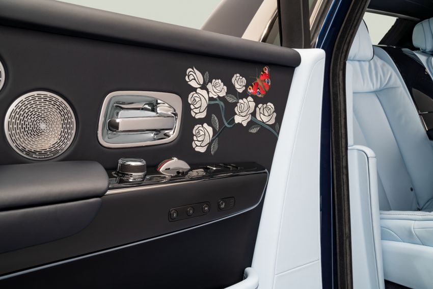 Rolls-Royce Rose Phantom debuts – a million stitches! 1058845