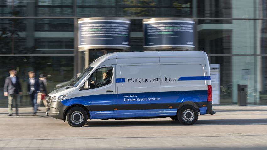 Mercedes-Benz eSprinter – new electric van debuts 1061006