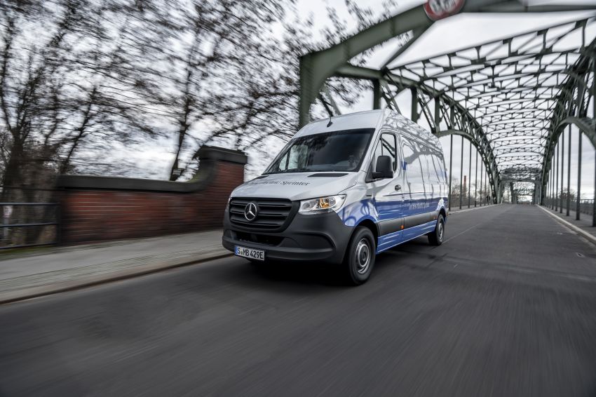 Mercedes-Benz eSprinter – new electric van debuts 1061019