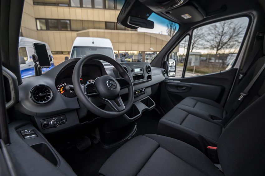 Mercedes-Benz eSprinter – new electric van debuts 1061031
