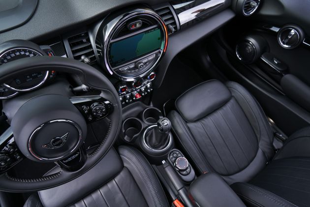 MINI to bring back manual transmissions to the US