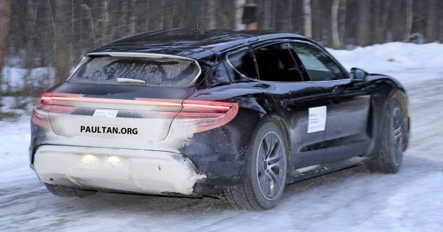 SPYSHOTS: Porsche Taycan Sport Turismo seen again