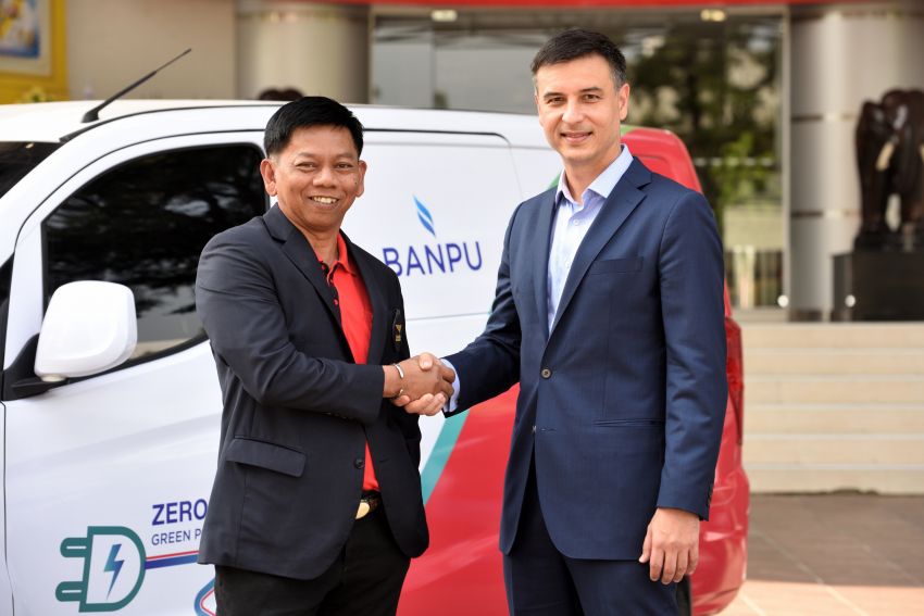 Thailand Post rolls out EV fleet for use in Bangkok 1057494