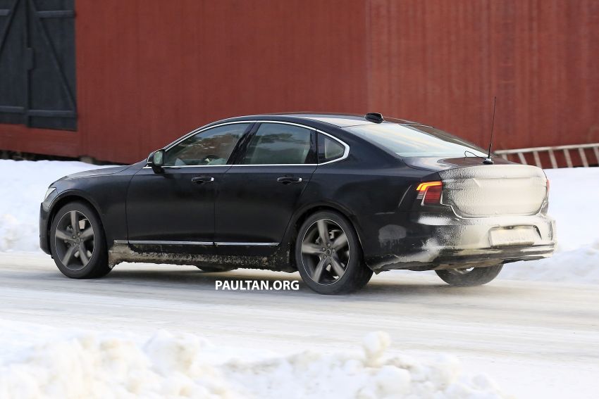 SPIED: Volvo S90, V90 and V90 Cross Country facelifts 1059655