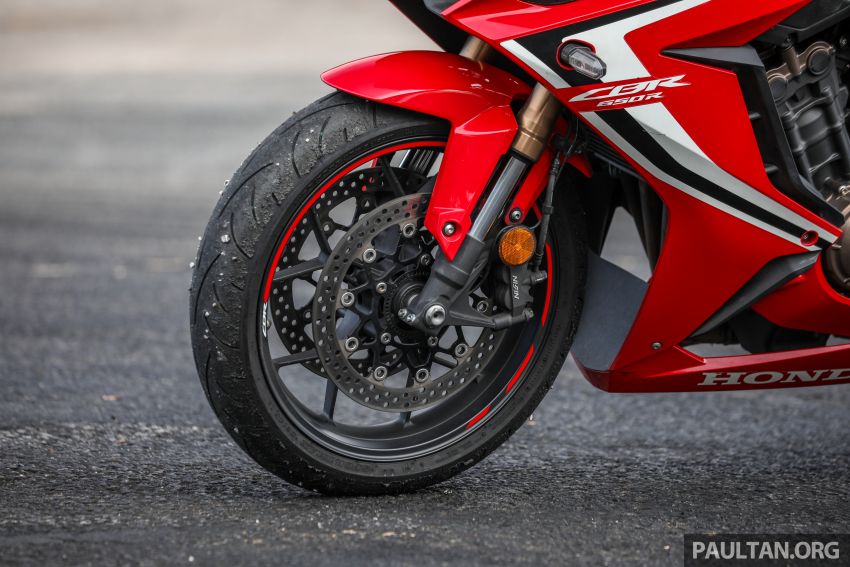 REVIEW: 2019 Honda CBR650R and CB650R – inline-four middleweights for every rider, from RM43,999 1071255