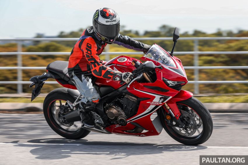 REVIEW: 2019 Honda CBR650R and CB650R – inline-four middleweights for every rider, from RM43,999 1071286