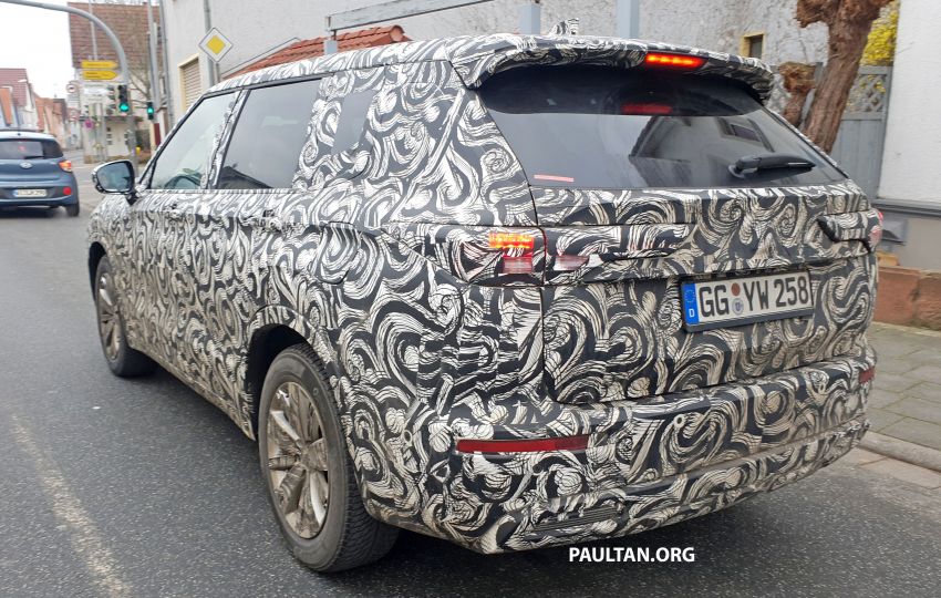 SPYSHOTS: 2021 Mitsubishi Outlander spotted testing 1075444